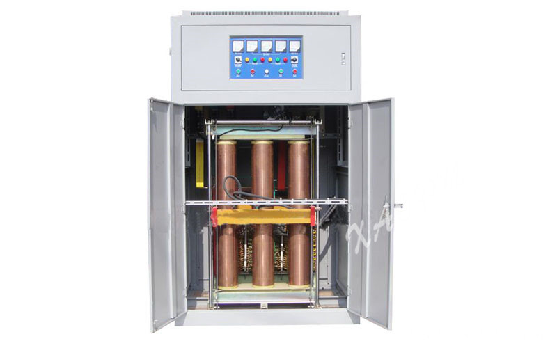 SBW-300KVA三相全自動補償式大功率電力柱式穩壓器柜